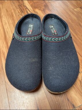Haflinger Men's Navy Wool Slip-On Clog Slippers with Embroidered Trim